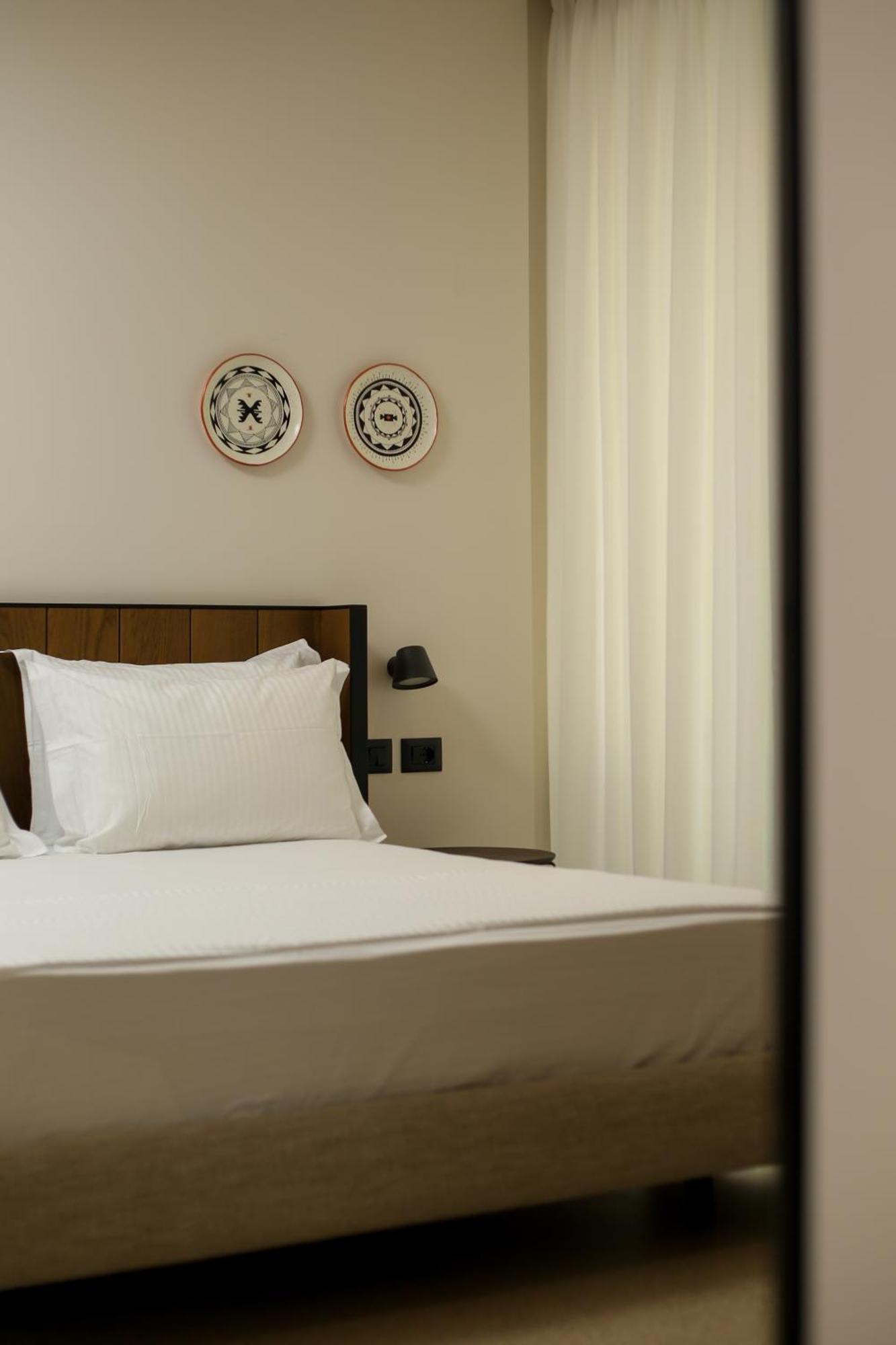 Hotel Olympia Touristic Village Radhimë Buitenkant foto